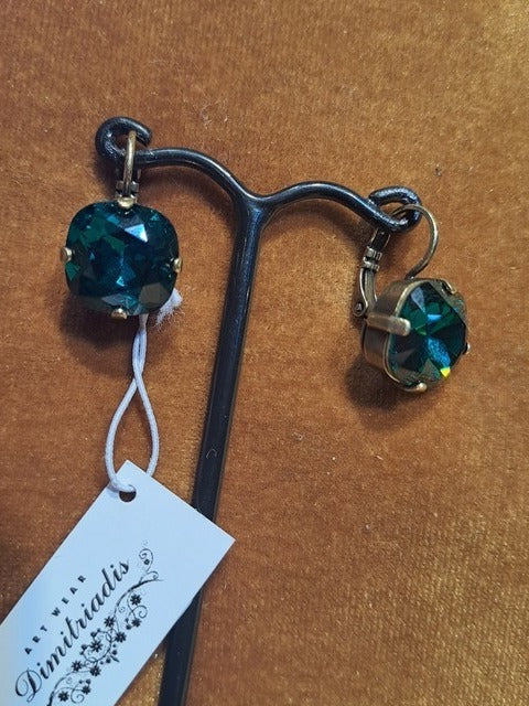 Crystal earrings green