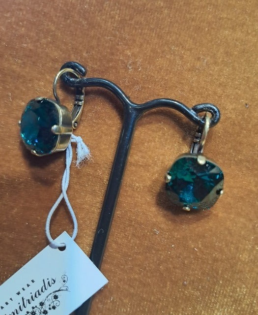 Crystal earrings green