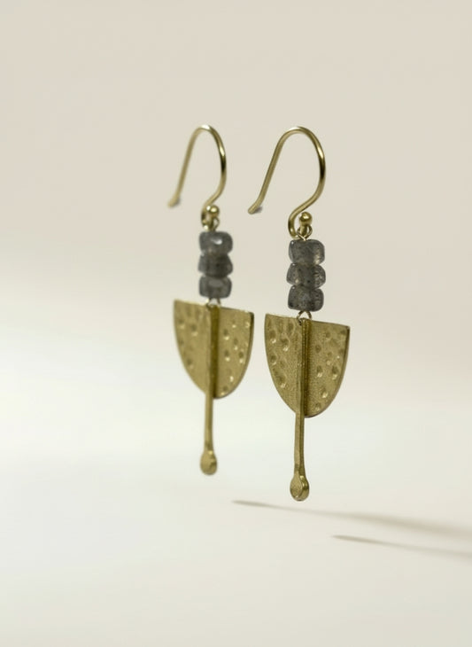 Labradorite earring Black