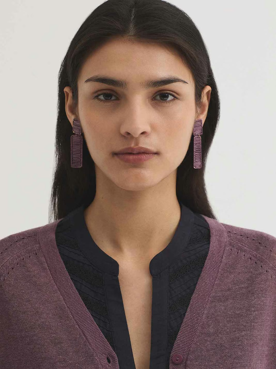 Rectangular raffia earrings Mauve
