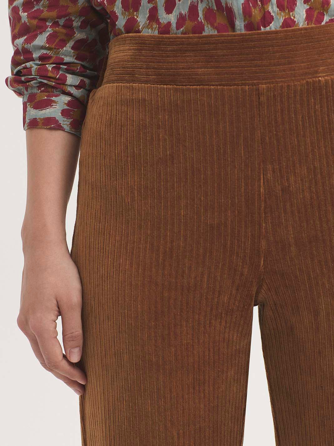 Stretch corduroy trousers