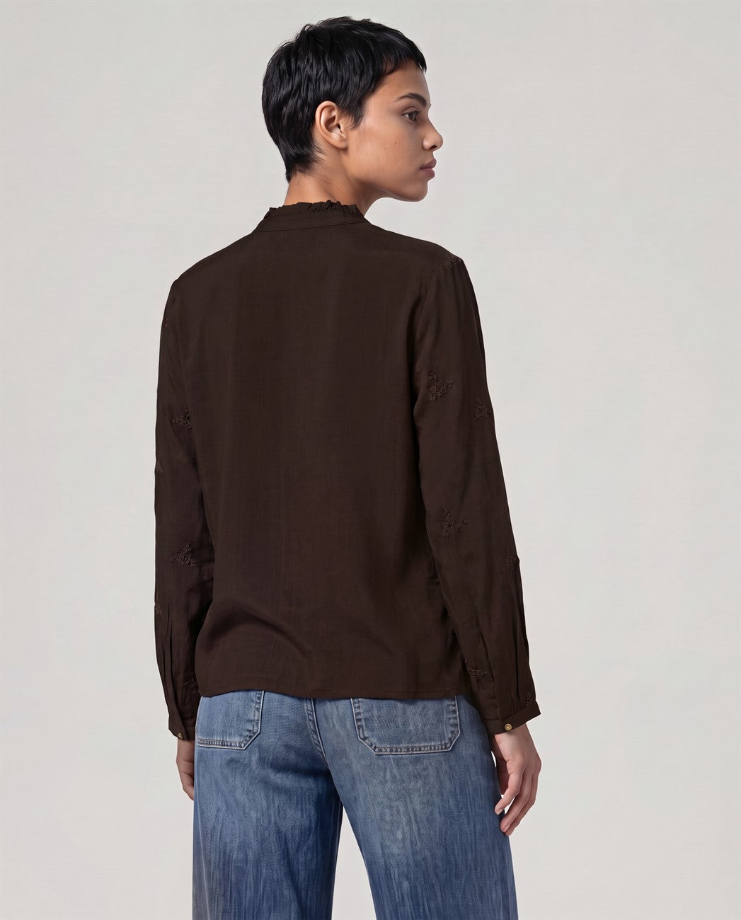 Embroidered shirt Chocolate