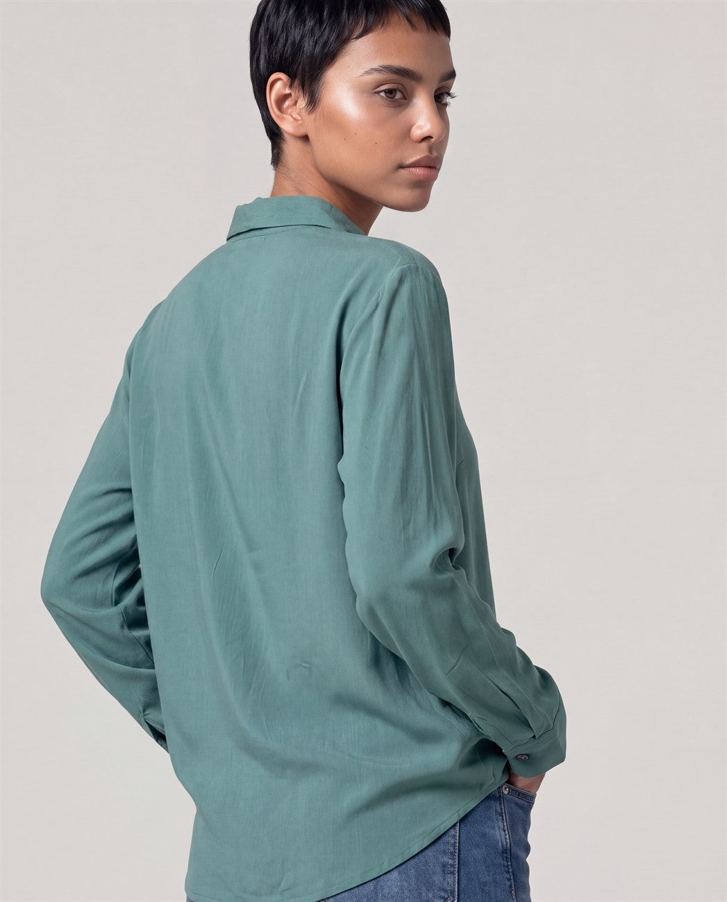 Embroidery shirt Mint