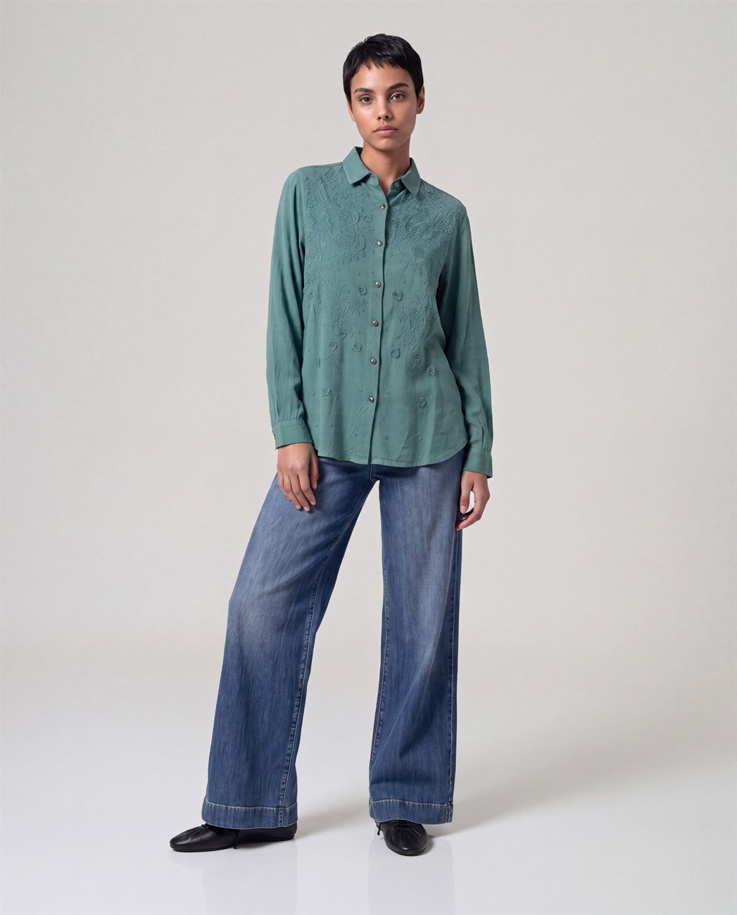 Embroidery shirt Mint