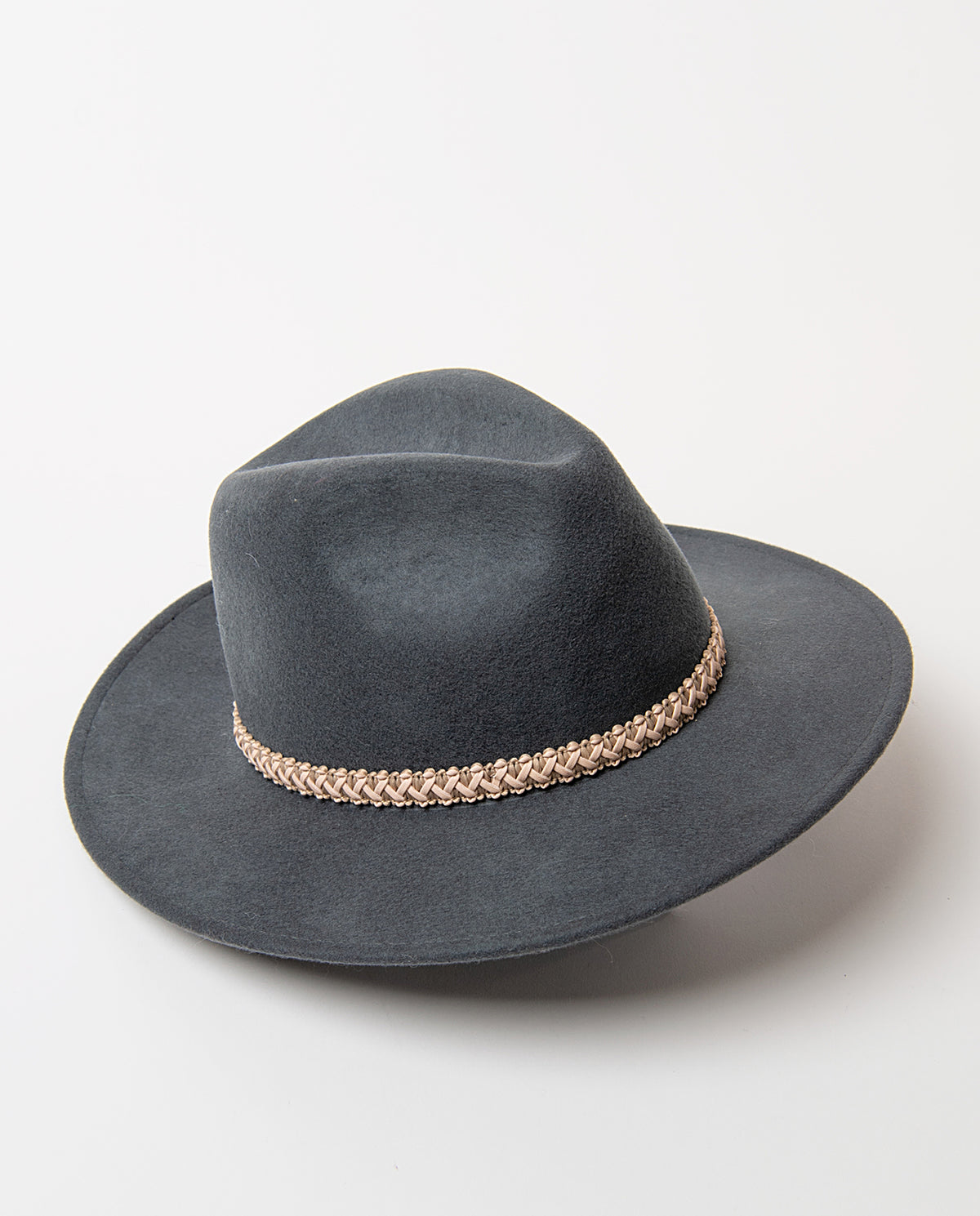 Wool grey felt fedora with a wide brim and a pinched crown, cinched by a contrast braided cord. Adjustable inside cord;Designed in Barcelona,Dia: 55cm