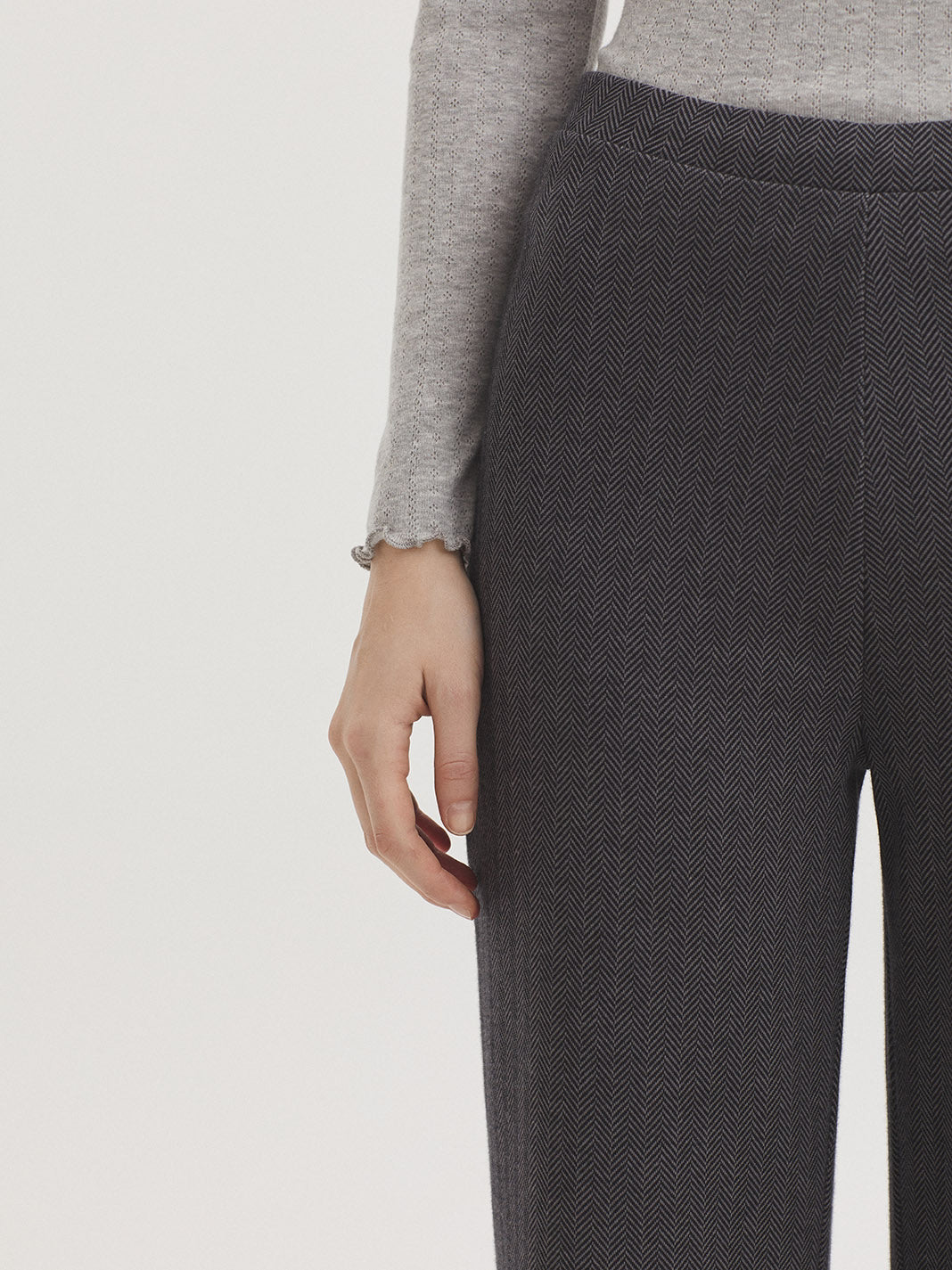 Circular herringbone jacquard trousers