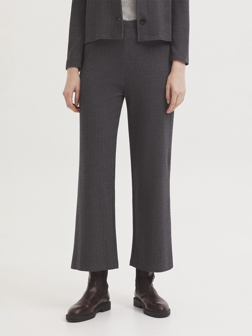 Circular herringbone jacquard trousers