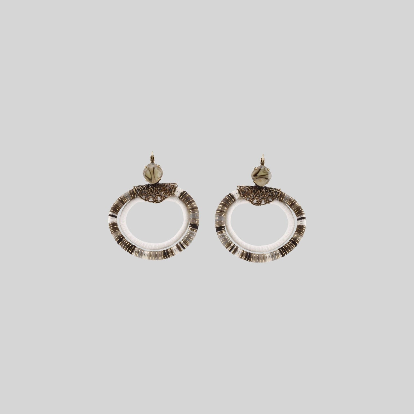 Hoop earrings Beige