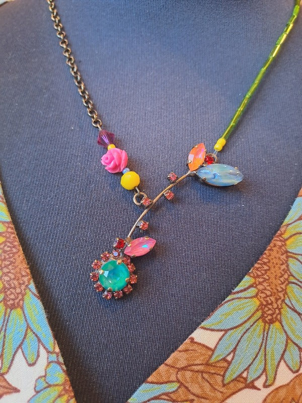 Necklace flower