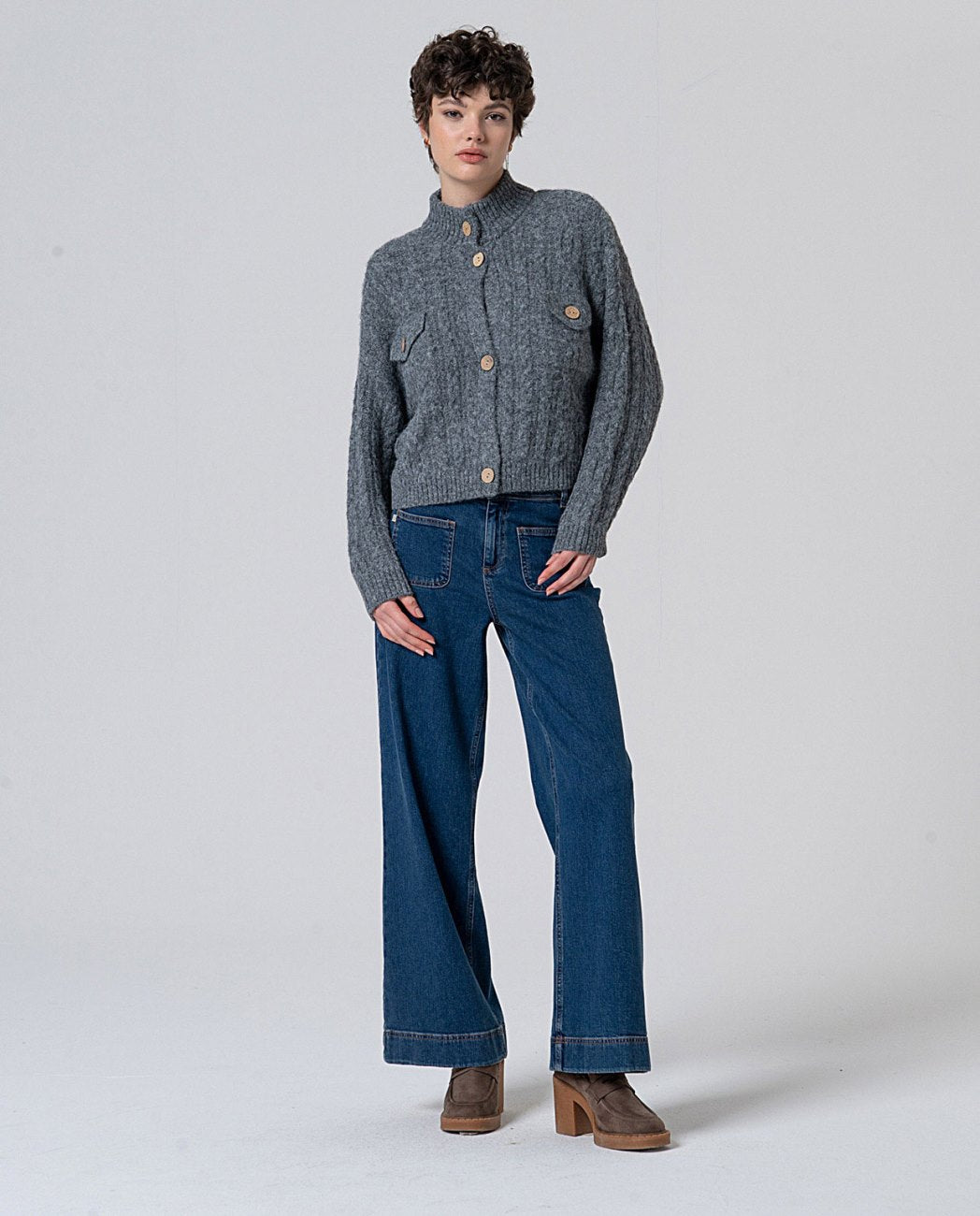 Oversized cable-knit cardigan Grey