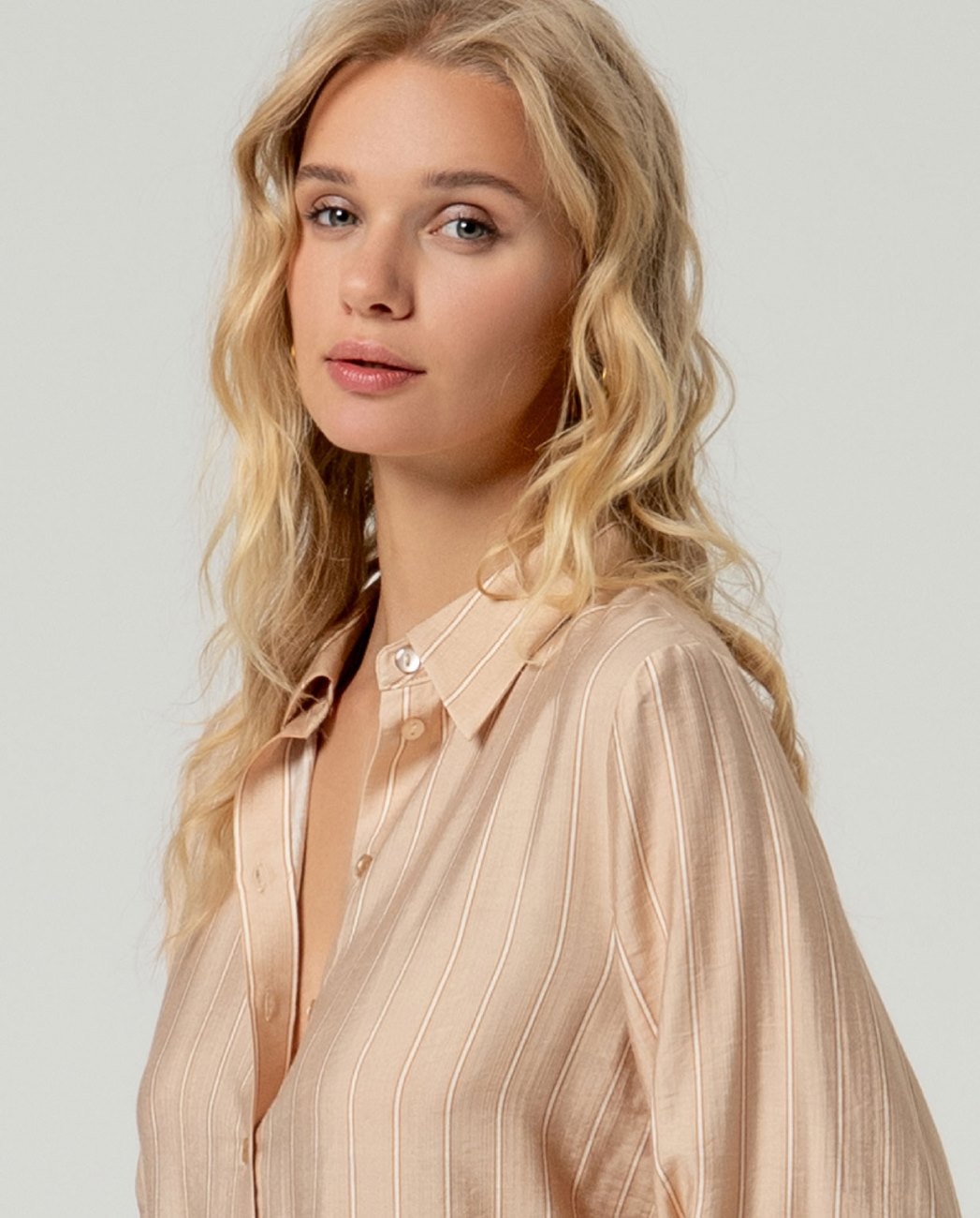 Long shirt stripped Beige