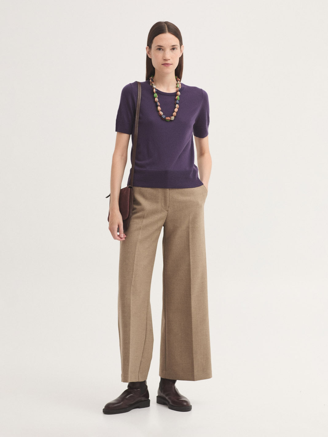 Long wood and resin necklace Green