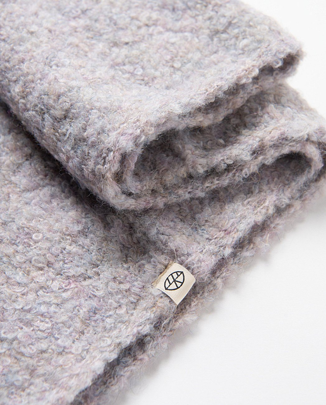 Knitted collar in boucle fabric, warm and with a fluffy texture, in light grey color