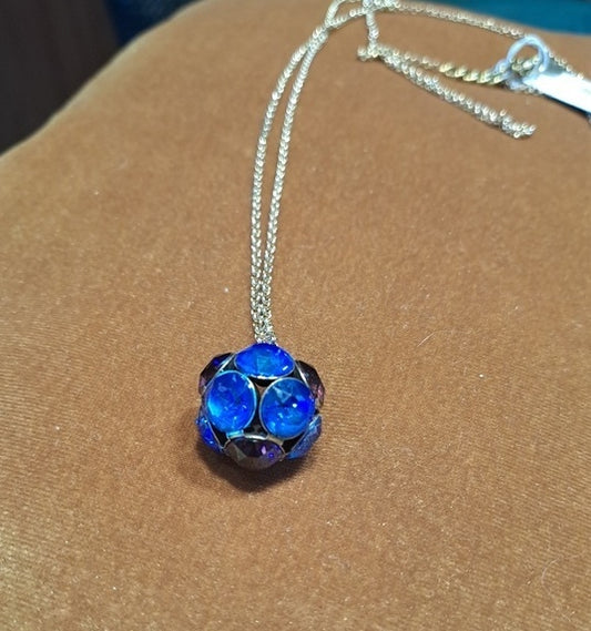 Crystal necklace blue