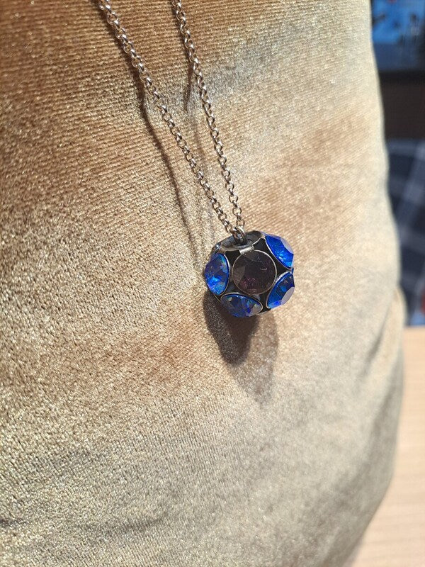 Crystal necklace blue