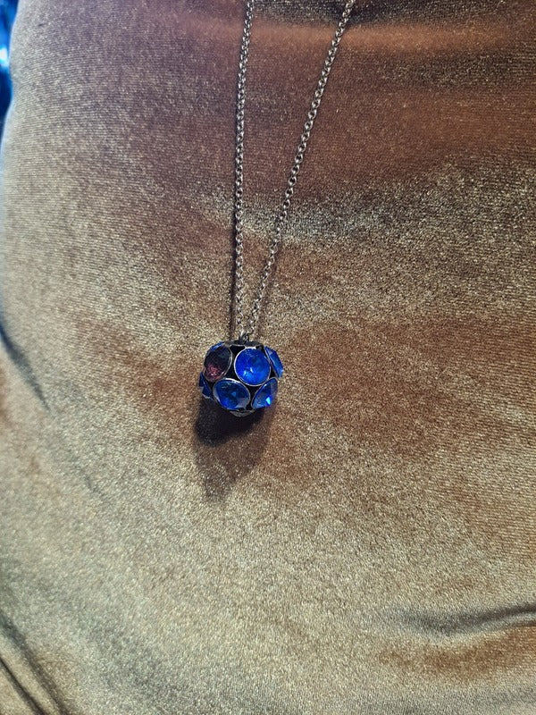 Crystal necklace blue