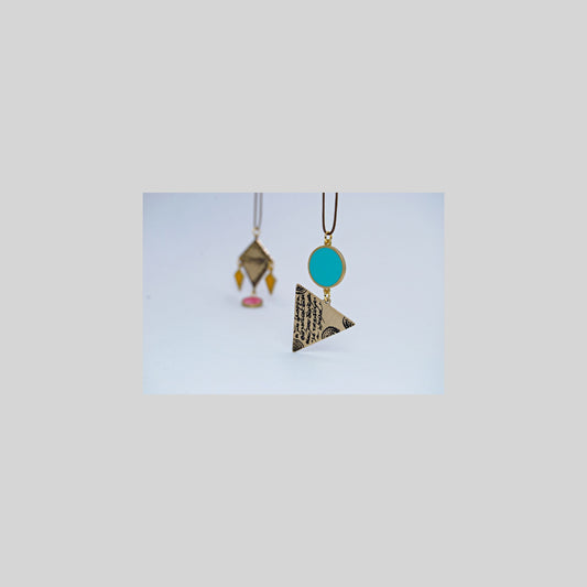 Necklace bronze triangle Turquoise