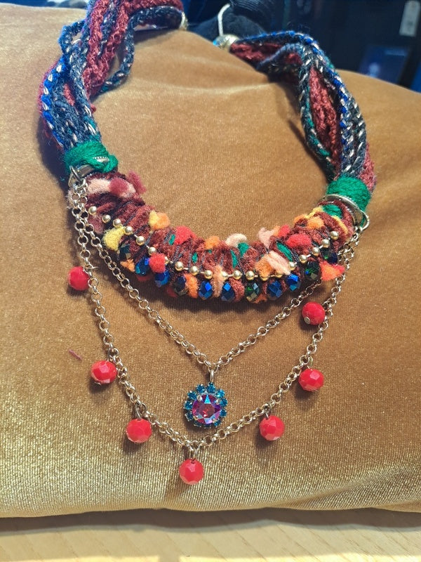 Necklace ethnic red