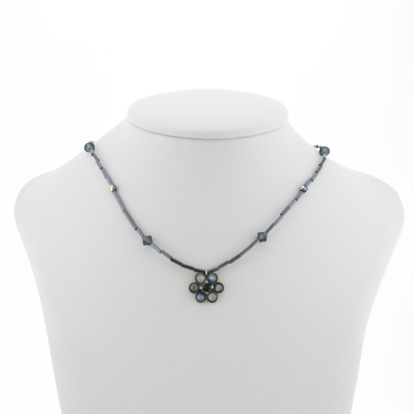 Necklace "daisy" blue