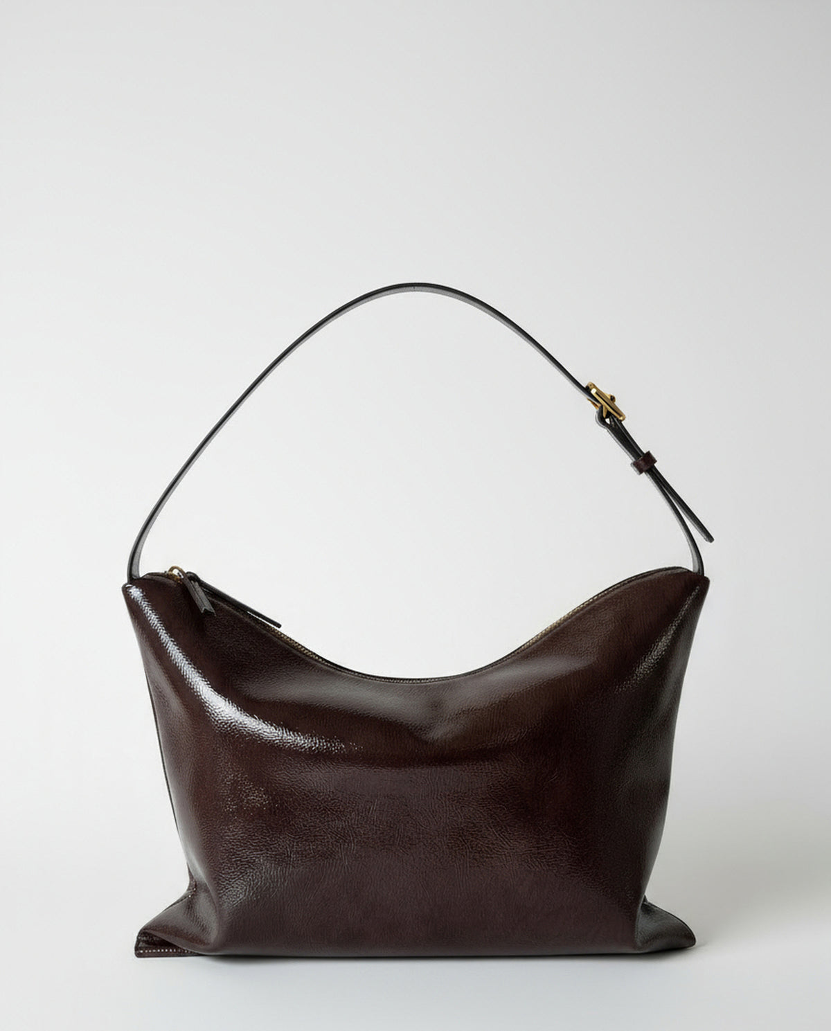 Patent shoulder bag Chocolate