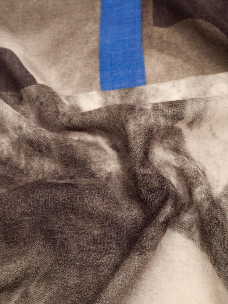 Photographic scarf Grey