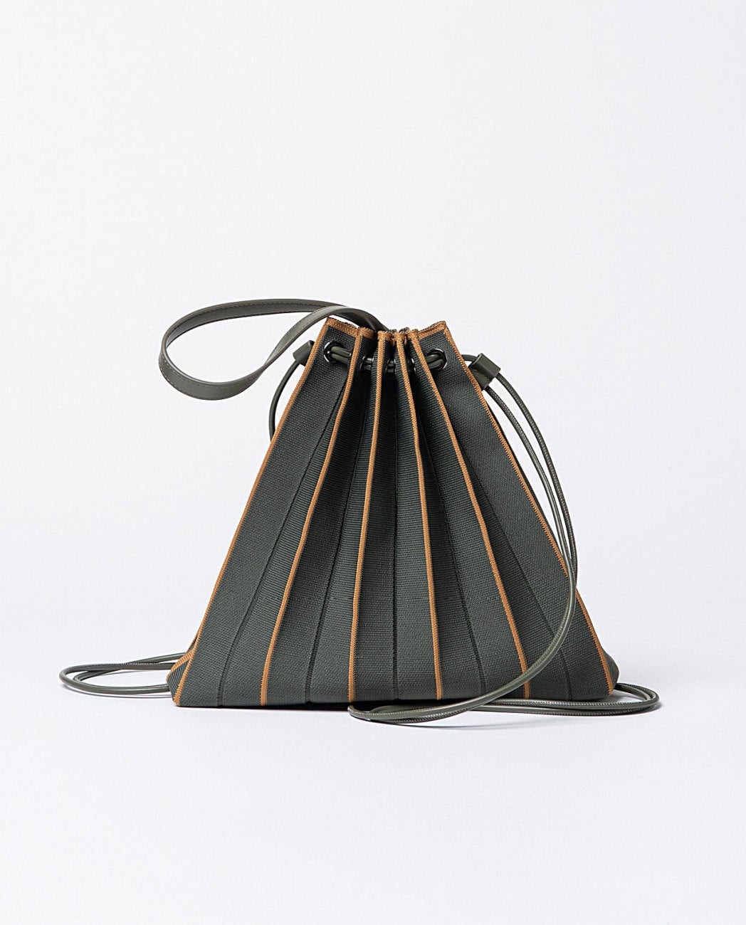 Knitted backpack-bag Khaki