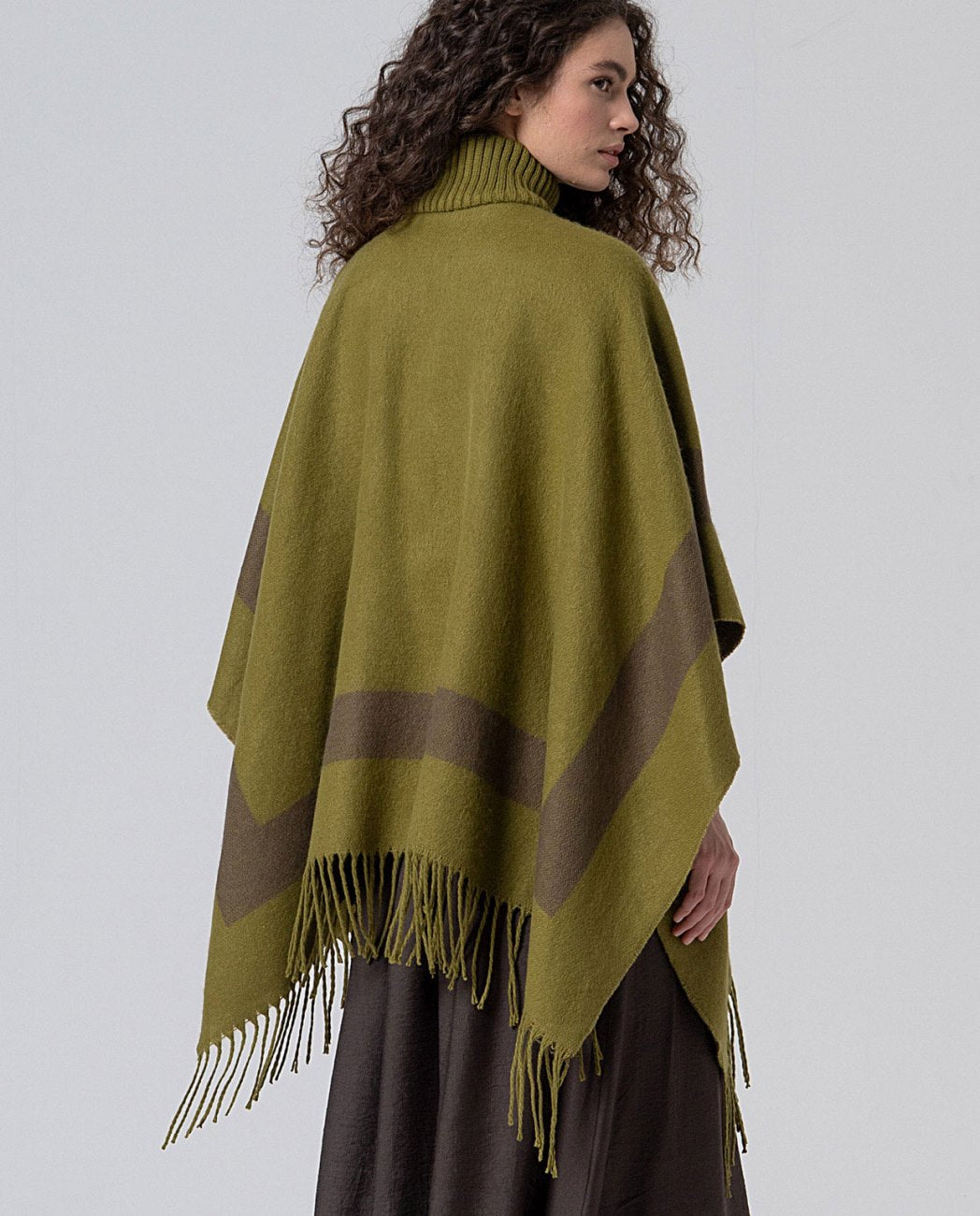Fringed poncho Olive Green