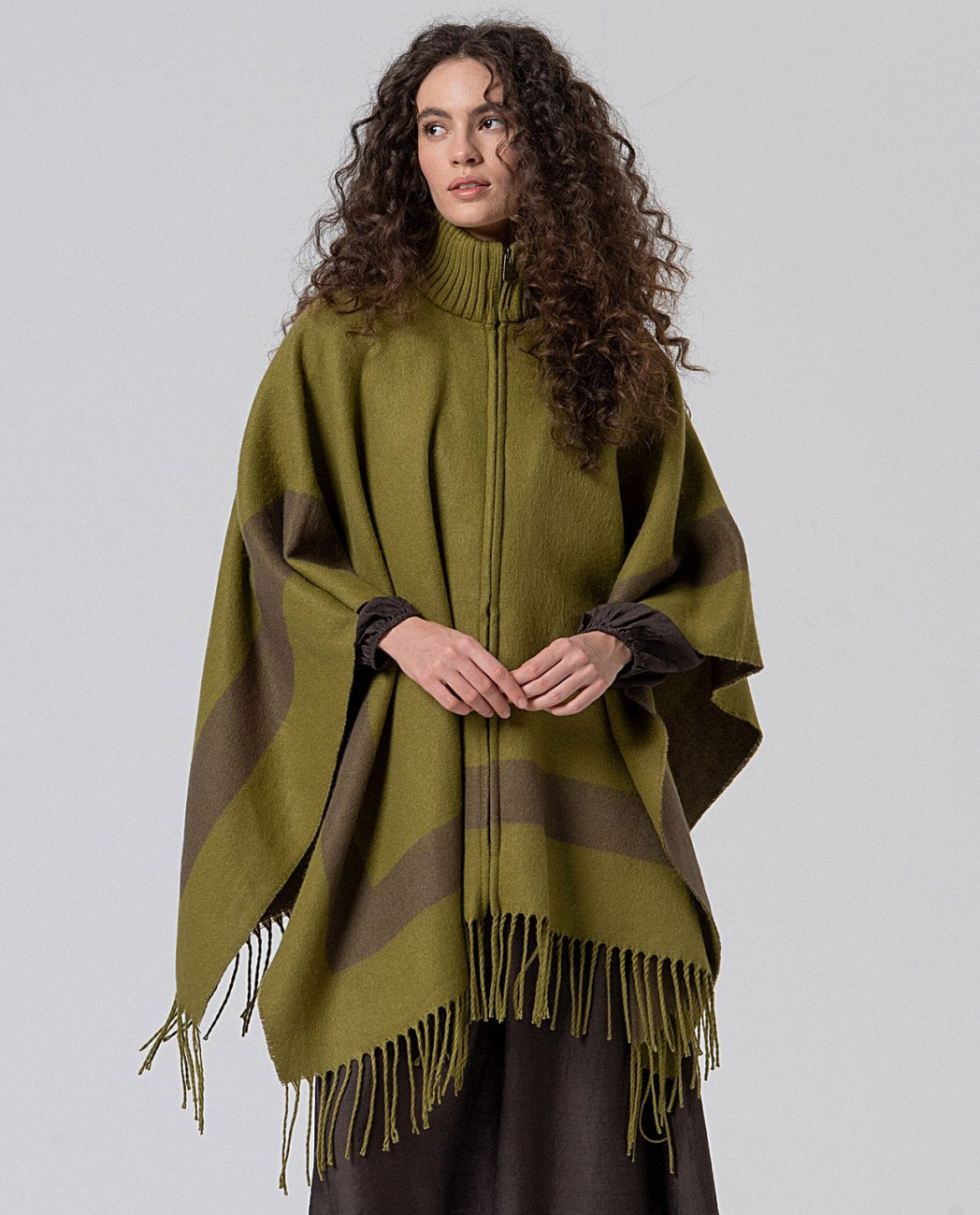 Fringed poncho Olive Green