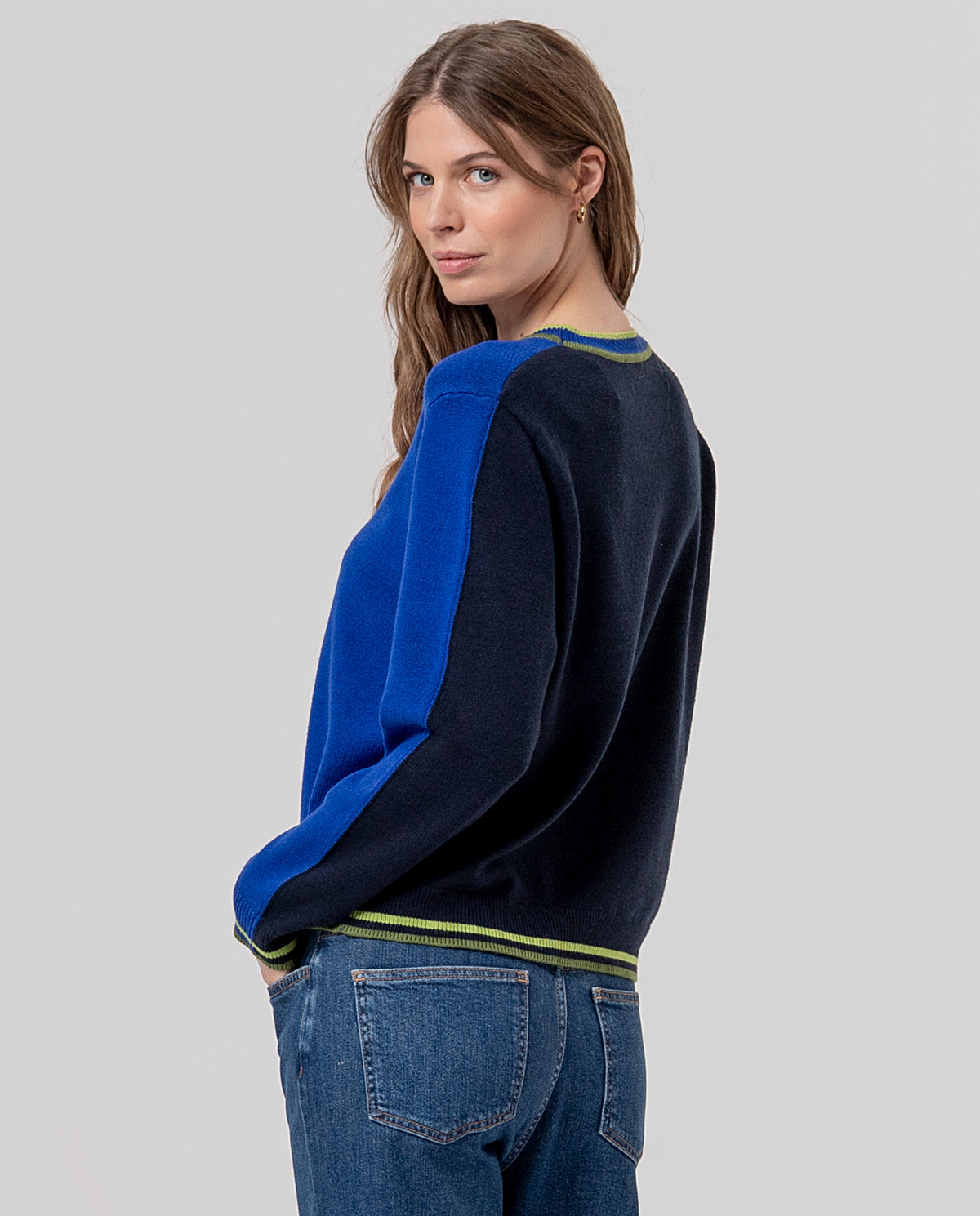 Round neck sweater Blue