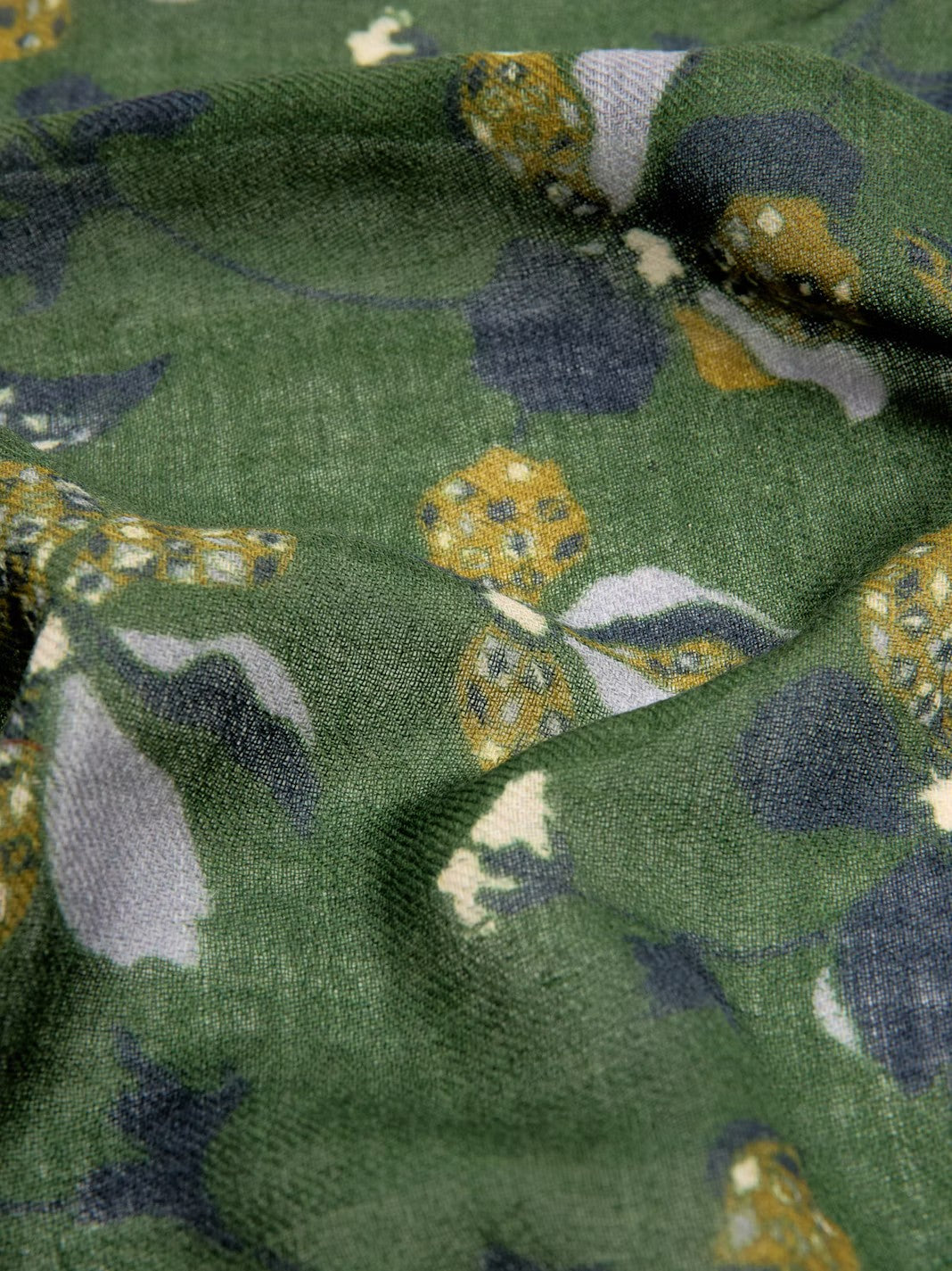 Geometric Flowers scarf Green