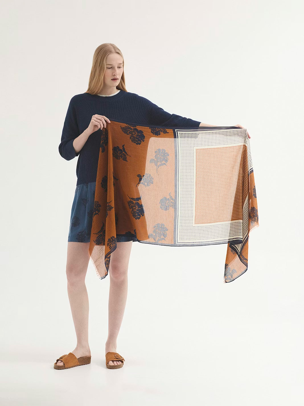 Dots & Flowers scarf Ochre