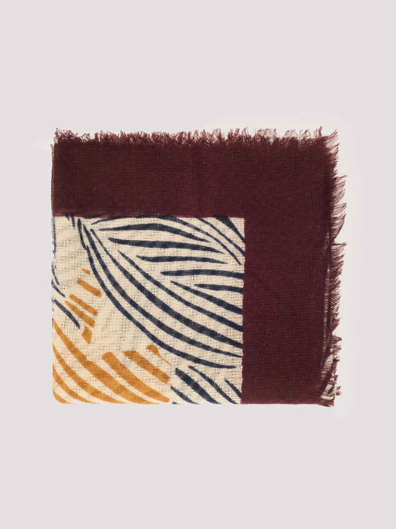 Jungle print scarf Ecru