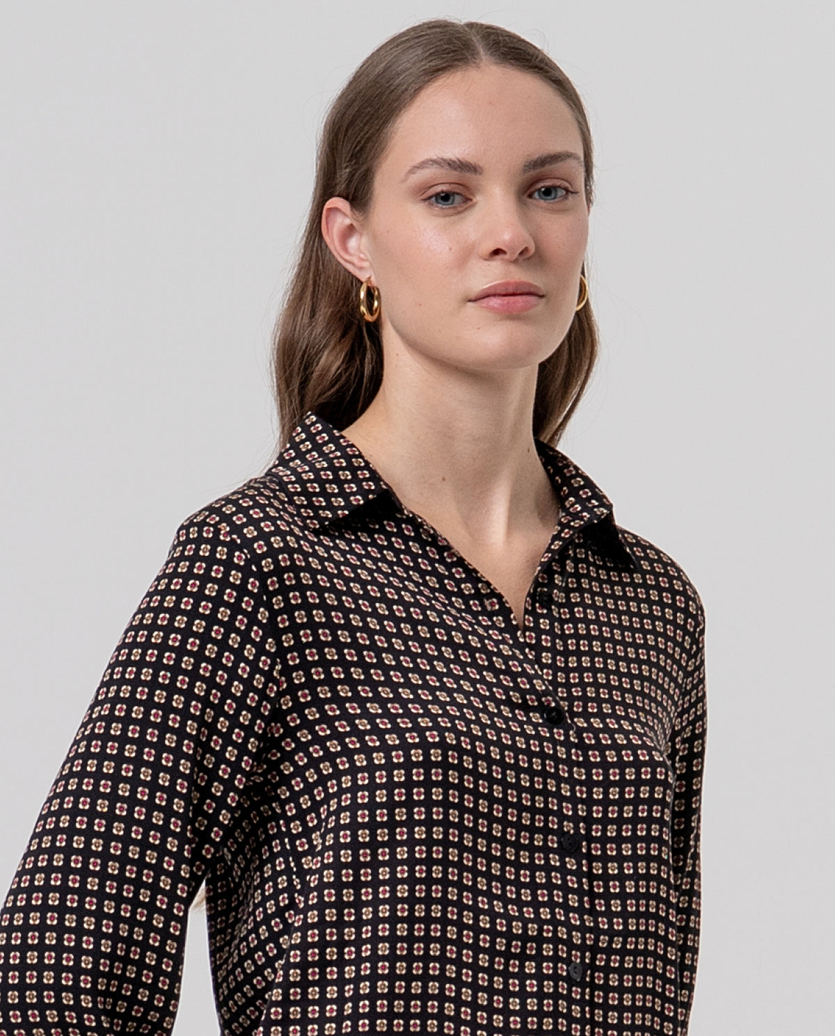 Shirt geometric flowers Black