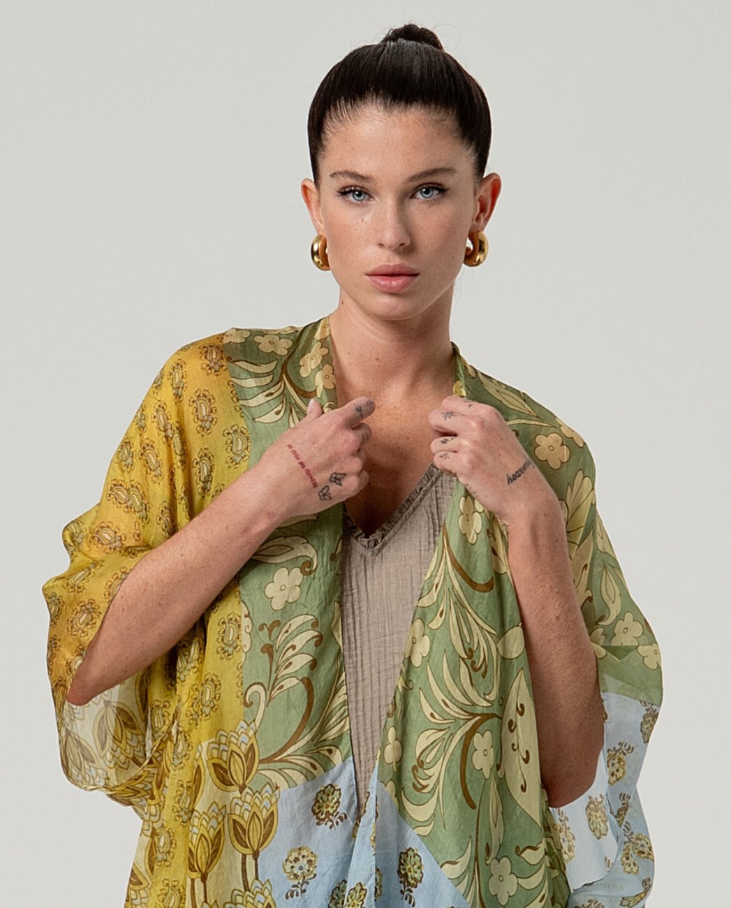 Open silk kimono Green