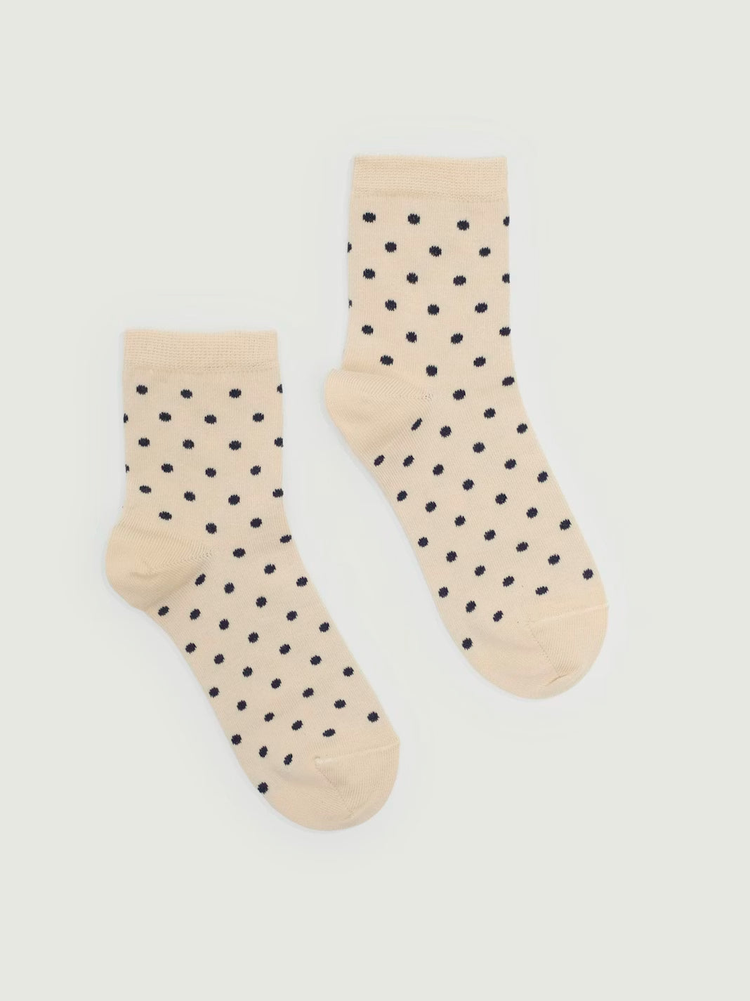 Ecru Small short socks with black dots in ribbed finish, 80% Cotton, 17% Polyamide, 3% Elastane