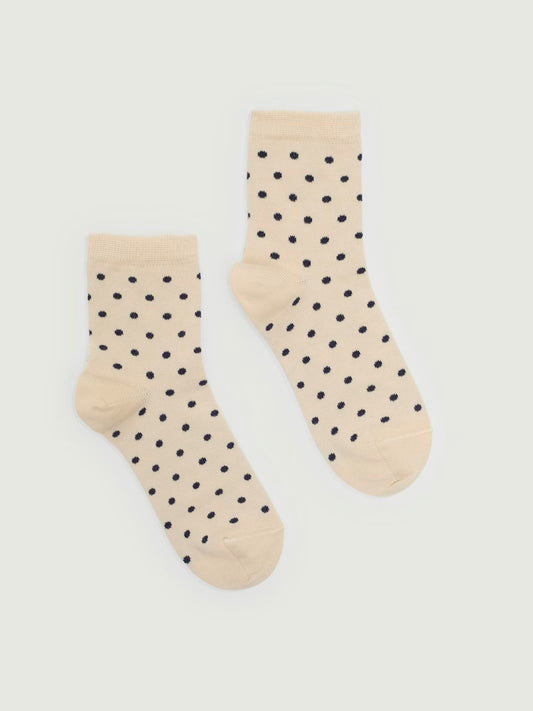 Ecru Small short socks with black dots in ribbed finish, 80% Cotton, 17% Polyamide, 3% Elastane