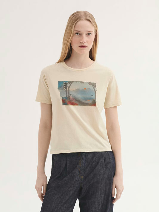 Ecru cotton T-shirt with Landscape Penelope print, round neck and short sleeves.