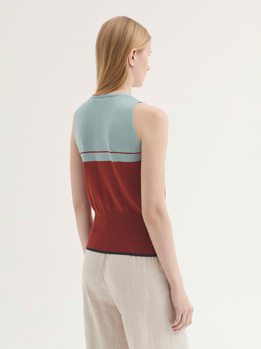 Buttoned Vest Terracotta