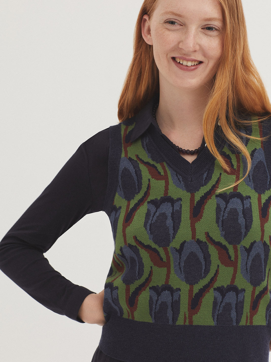 Knit jacquard "tulips print"vest