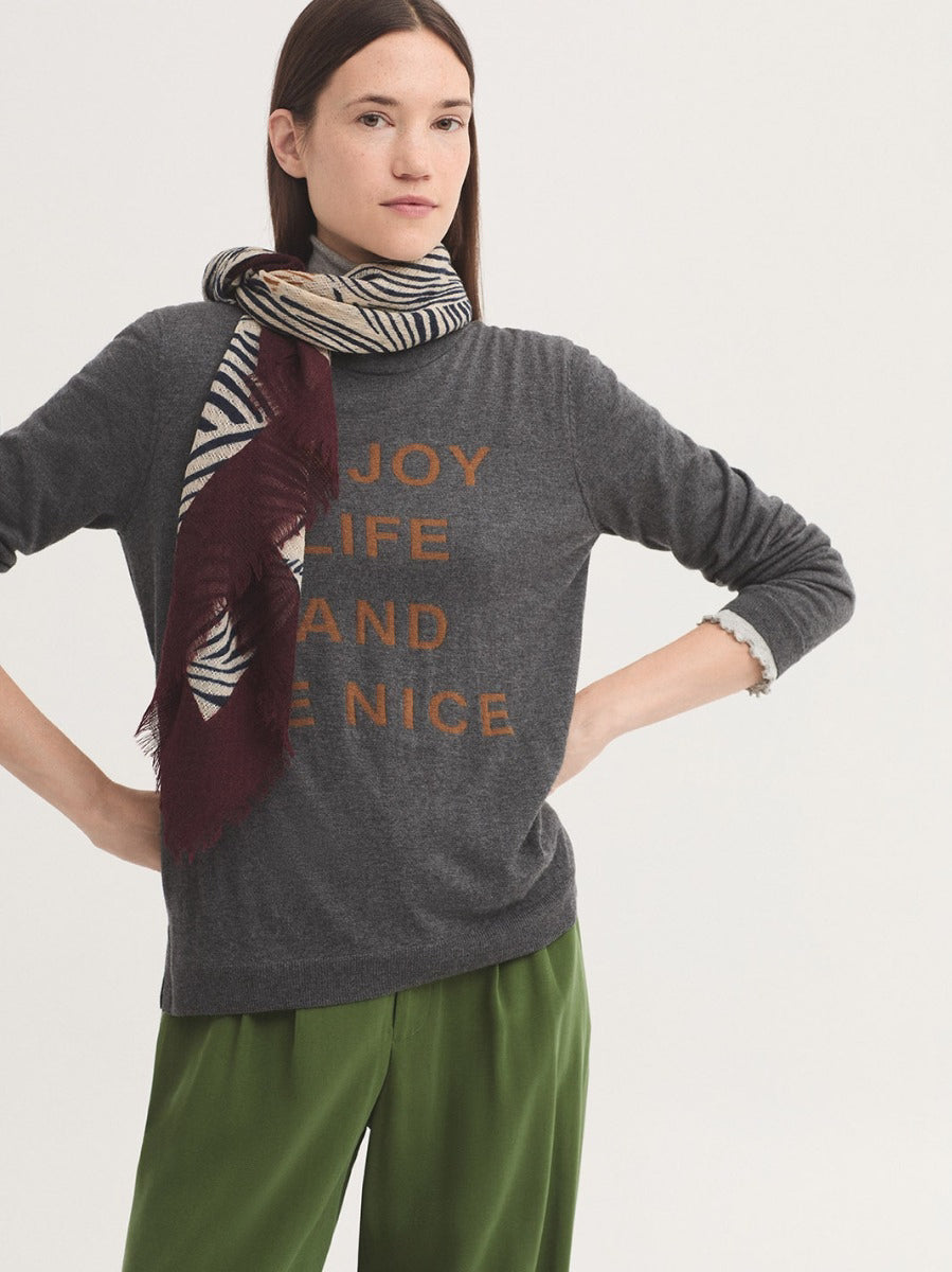 Jungle print scarf Ecru