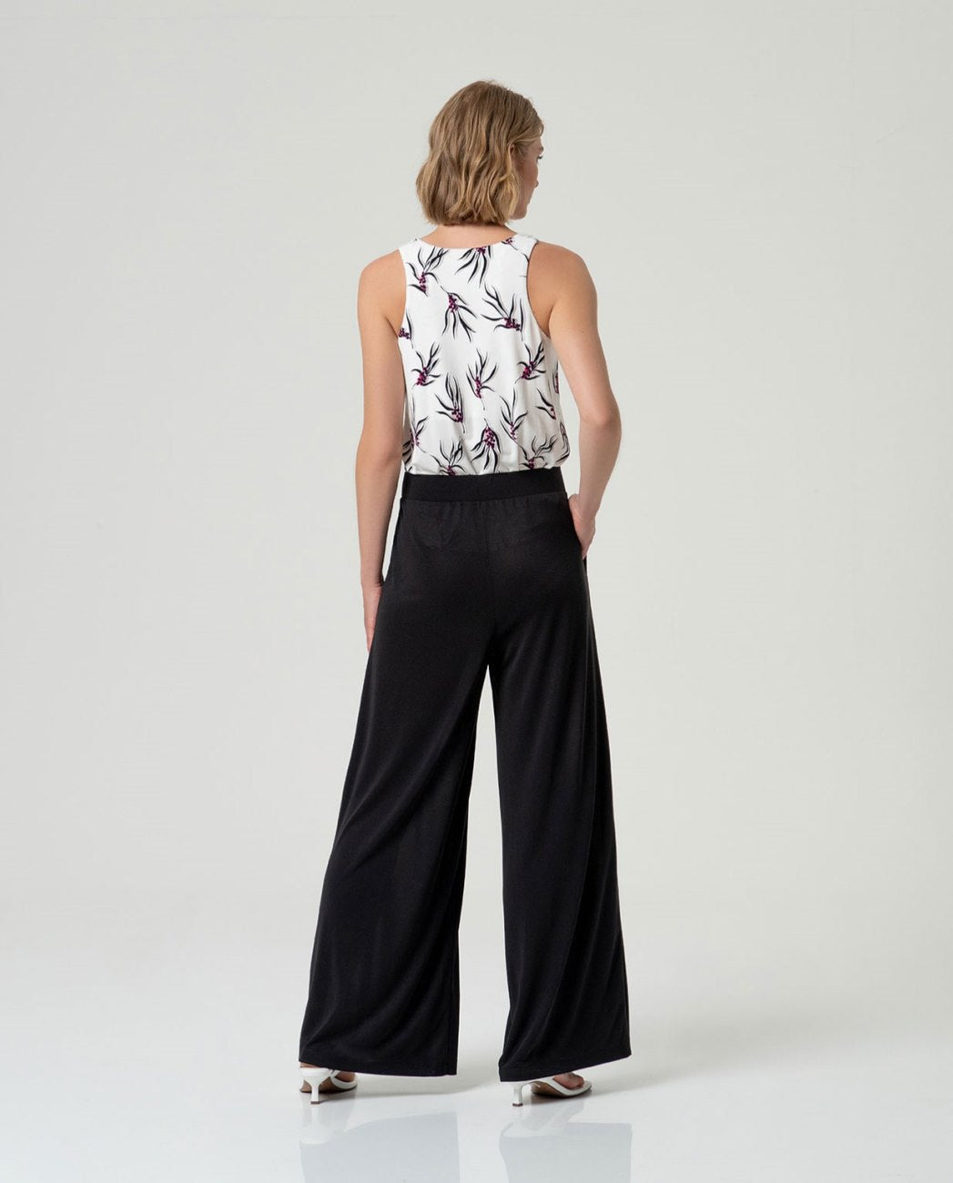 Wide-leg trousers Black