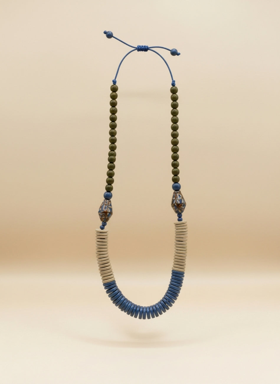 Wooden necklace Khaki