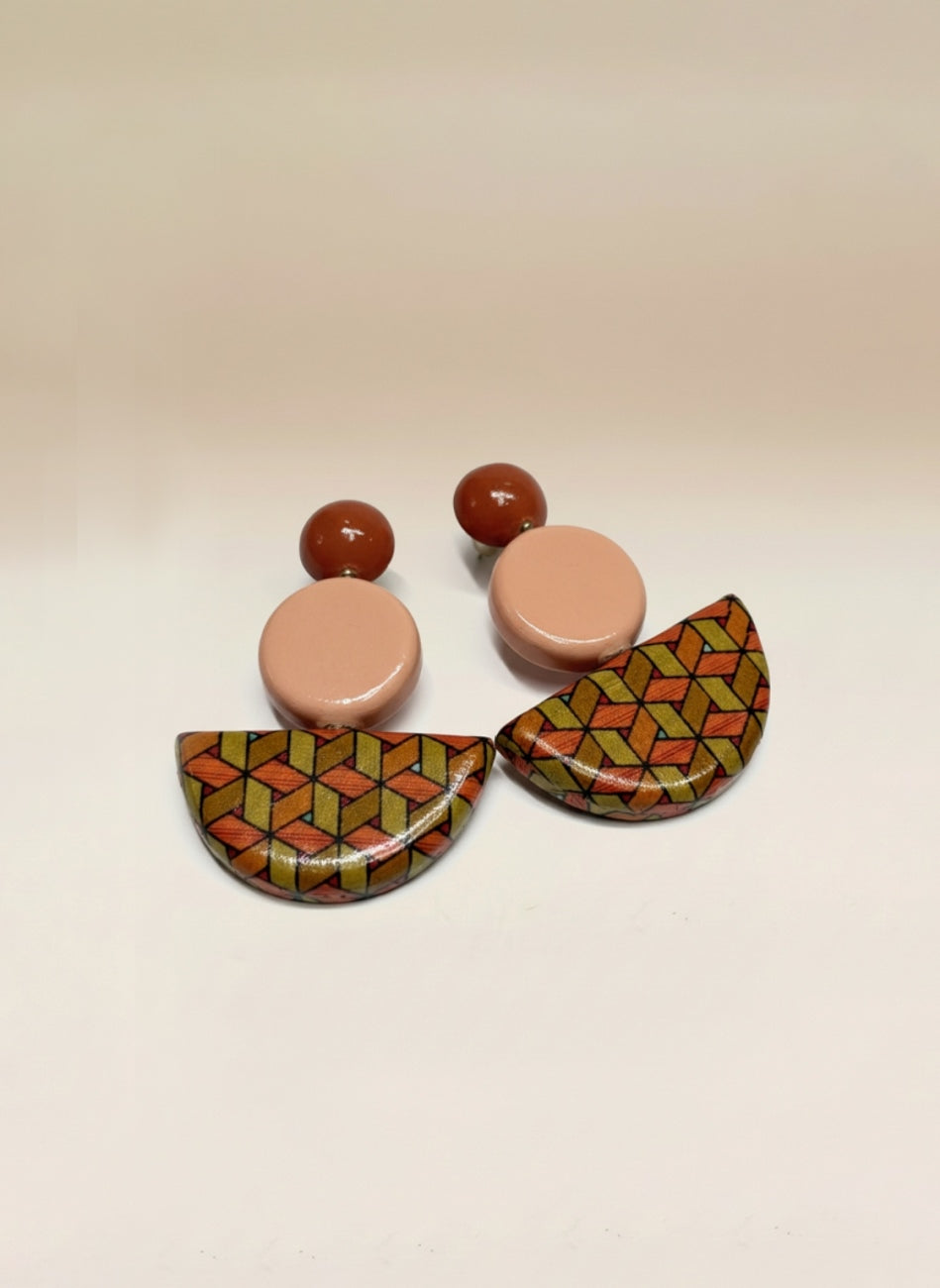 Wooden geometric earrings Red